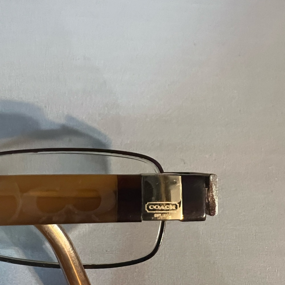 This is a pair coach eyeglasses - Picture 5 of 6